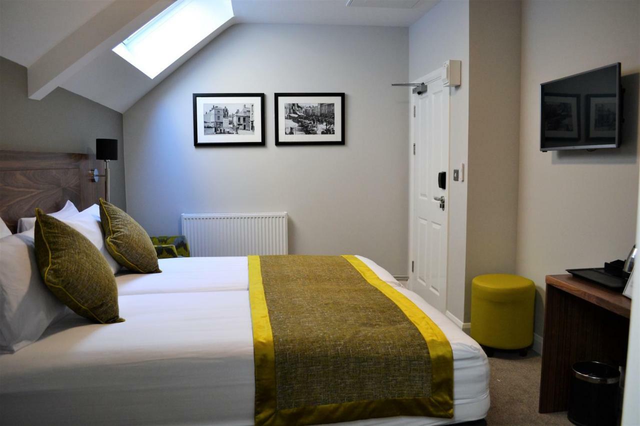New Park Hotel Carmarthen Extérieur photo